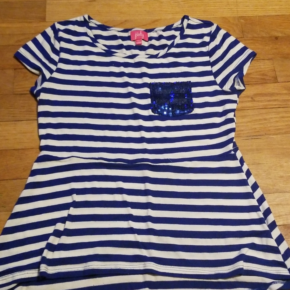 Girl's striped shirt